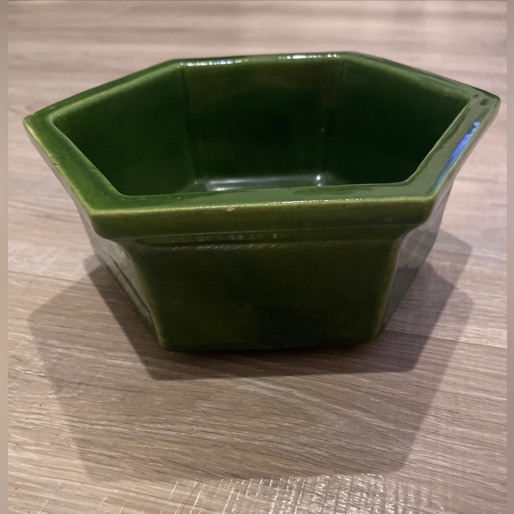 Vintage 1983 Haeger Pottery Hexagon Bowl Planter 4003 In in DEEP GREEN